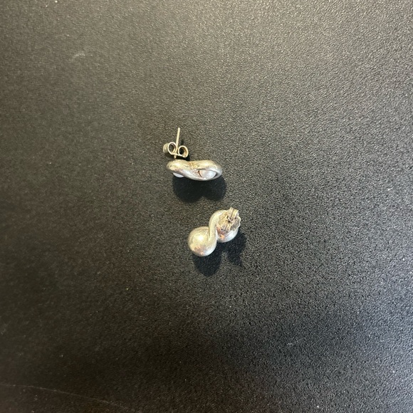 Tiffany & Co. Silver Pearl Earrings - Picture 5 of 7